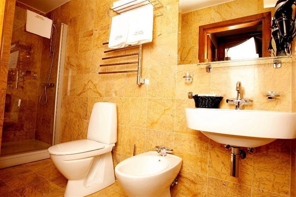 Friedricho Pasazas Hotel Klaipeda Ngoại thất bức ảnh